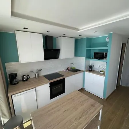 Le Bali , Terrasse, Piscine Et Parking Privé *