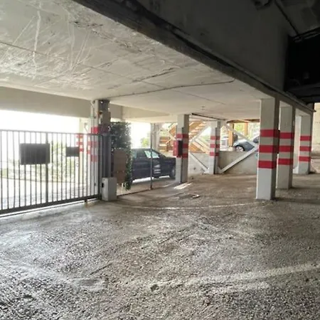 Le Bali , Terrasse, Piscine Et Parking Prive