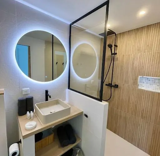 아파트 Le Bali , Terrasse, Piscine Et Parking Prive