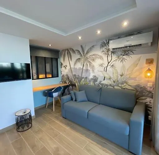 Le Bali , Terrasse, Piscine Et Parking Prive * 카프다일
