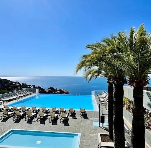 Le Bali , Terrasse, Piscine Et Parking Prive *